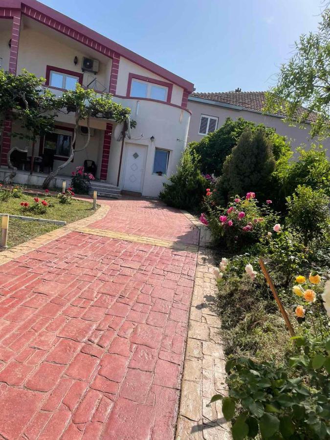 Villa Nilic